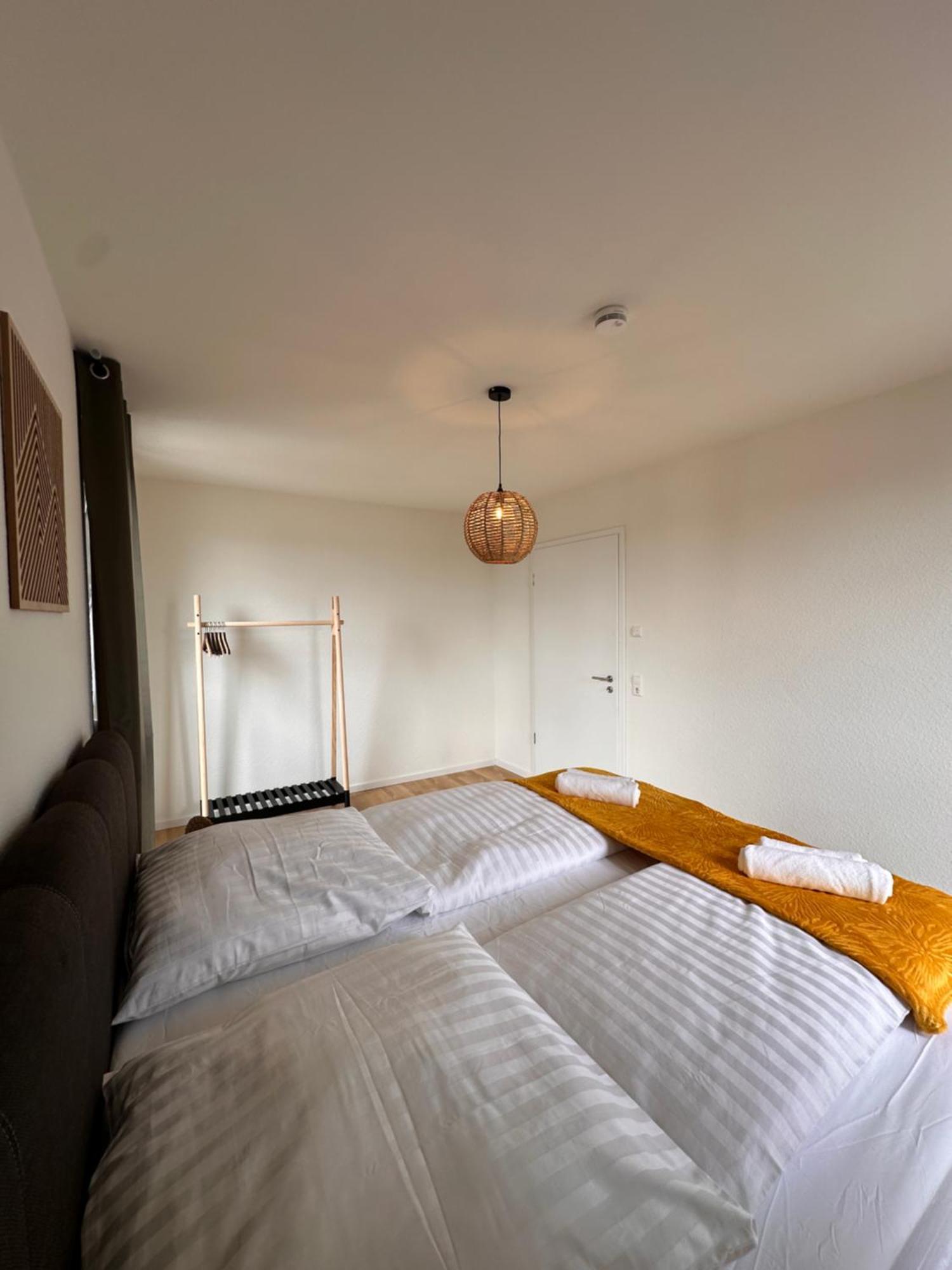 Amao-Sepia I 86Qm I King-Size Beds I Netflix I Privat Balcony I Free Parking I Near Europapark Apartment ไรห์นเฮาเซน ภายนอก รูปภาพ